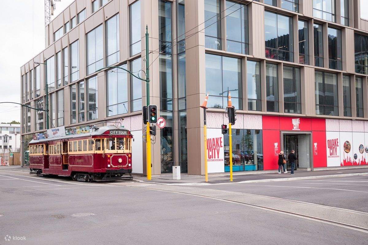 複数の交通機関でアクセス可能