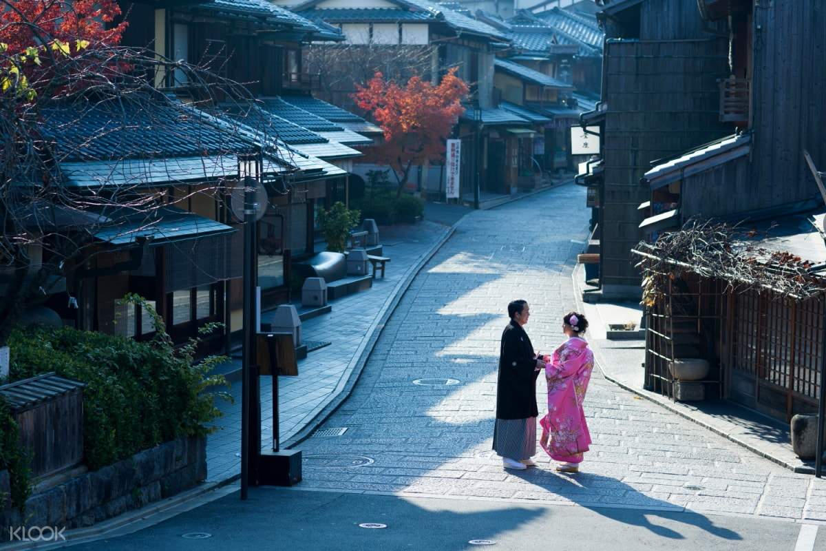 拼车游览京都文化遗产路线 金阁寺 三年坂二年坂 京都清水寺 祇园 伏见稻荷大社 Klook客路中国