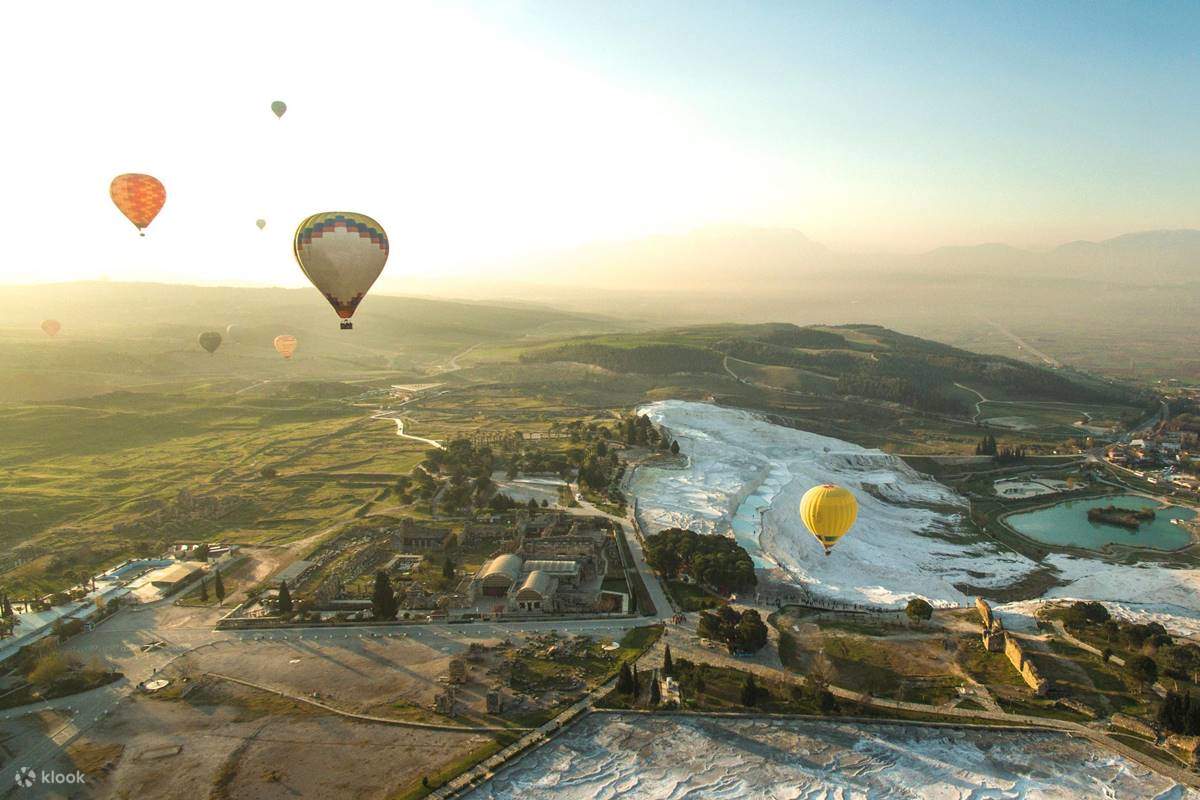 Pamukkale: Volo in mongolfiera con trasferimento dall'hotel