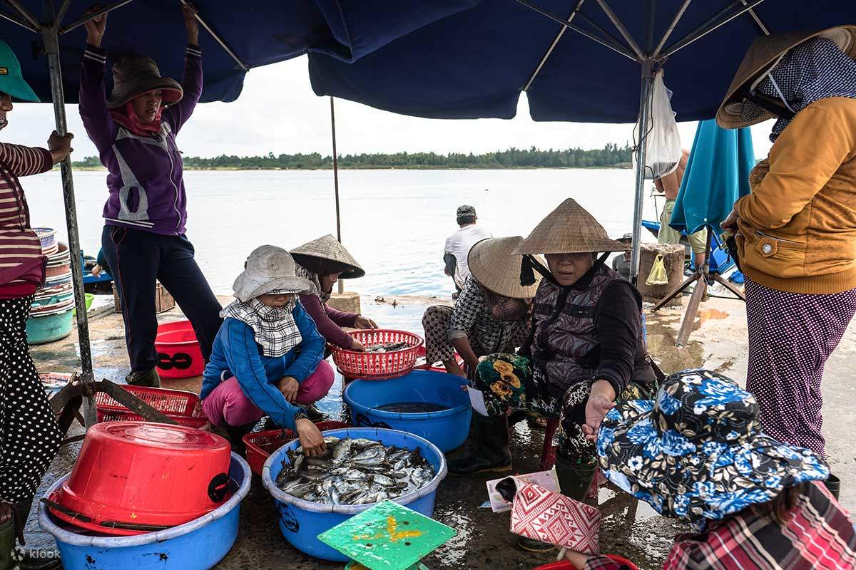 Фототур «Жизнь на реке Хойан»
