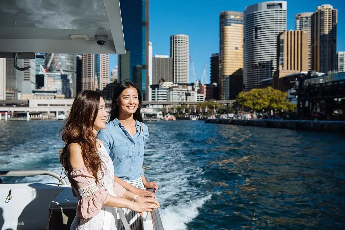 City cruise