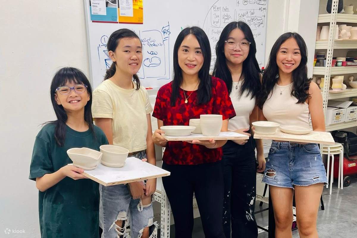 Singapore PotteryCrafting by 7879 Gallery & Clayworks Klook