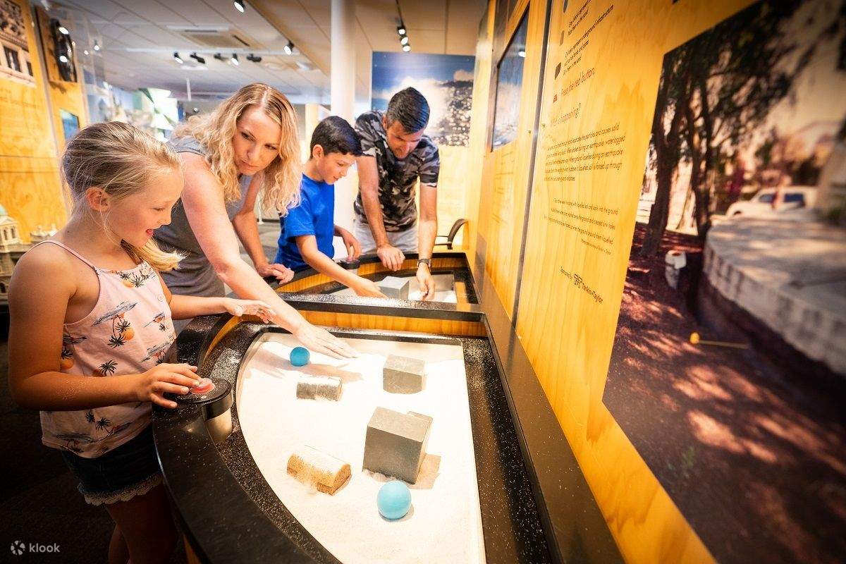 液状化現象を科学的に体験