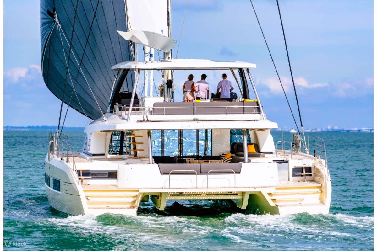 Premium Catamaran in Langkawi with Transfers and Meals Cruise Klook
