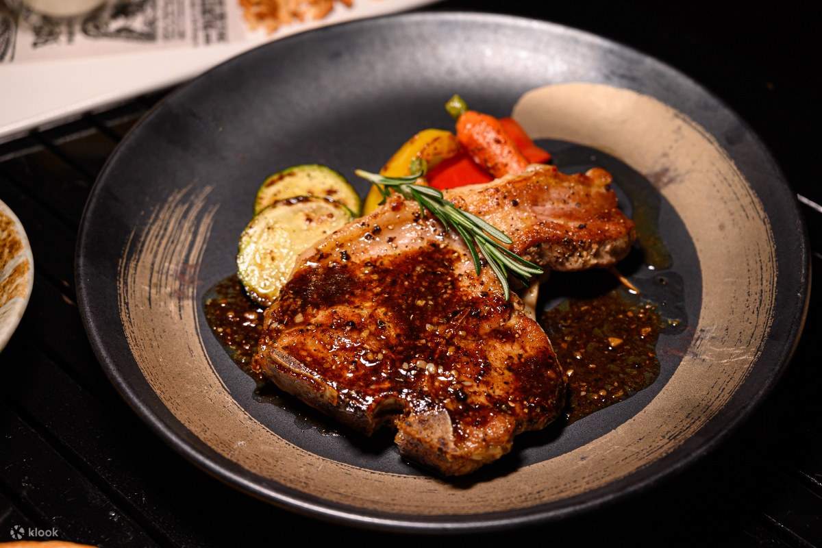 조르지오스 리버사이드 로얄 오키드 쉐라톤 호텔