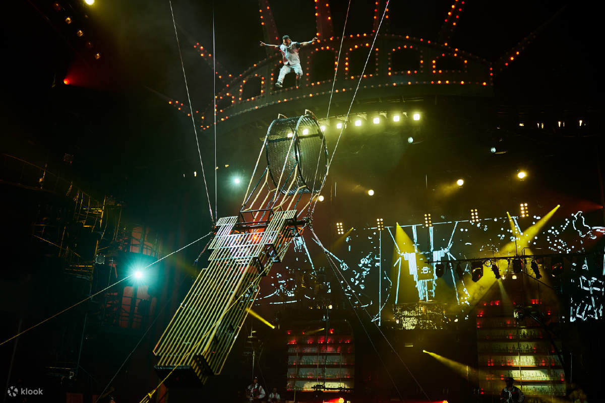 pertunjukan lagak ngeri