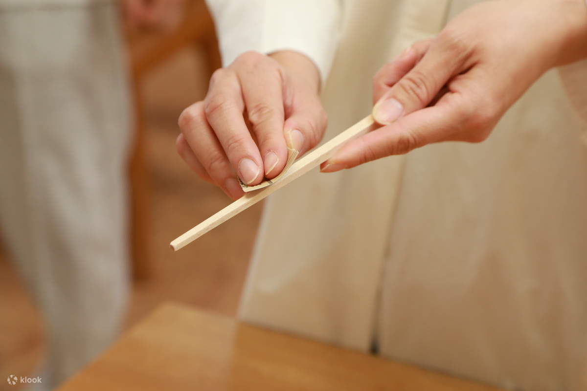 Tokyo: Pengalaman Membuat Sumpit di Ginza