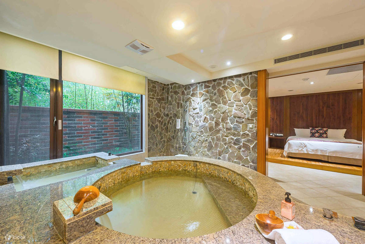 Kaohsiung: Hwa Chi Garden Resort - Yu Lan Xuan Hot Spring