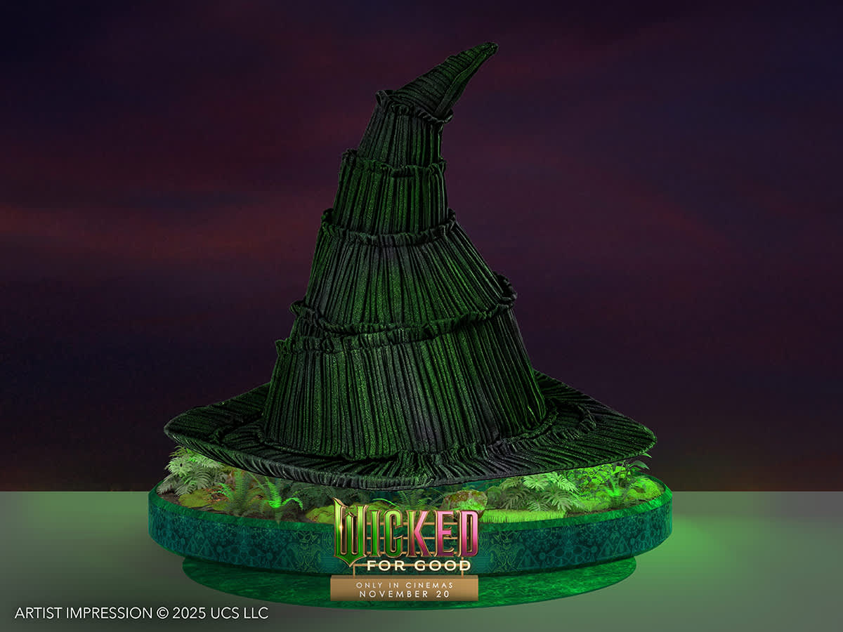 [Wicked: Mũ của Elphaba] Ghi lại khoảnh khắc của bạn với biểu tượng mạnh mẽ này của sự biến đổi, cá tính và nổi loạn