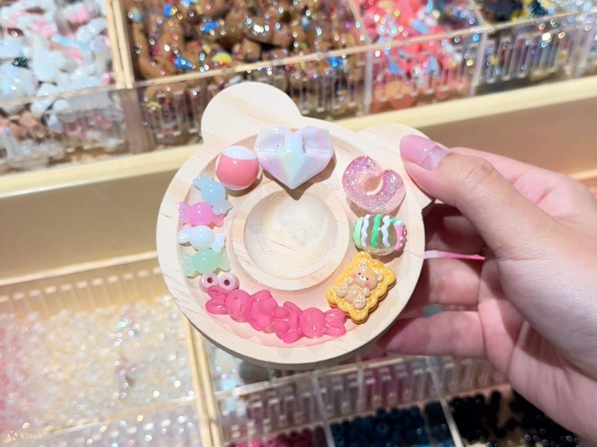 313サマセットのGift-ed by Turtleでビーズアクセサリー作り体験 | Klook