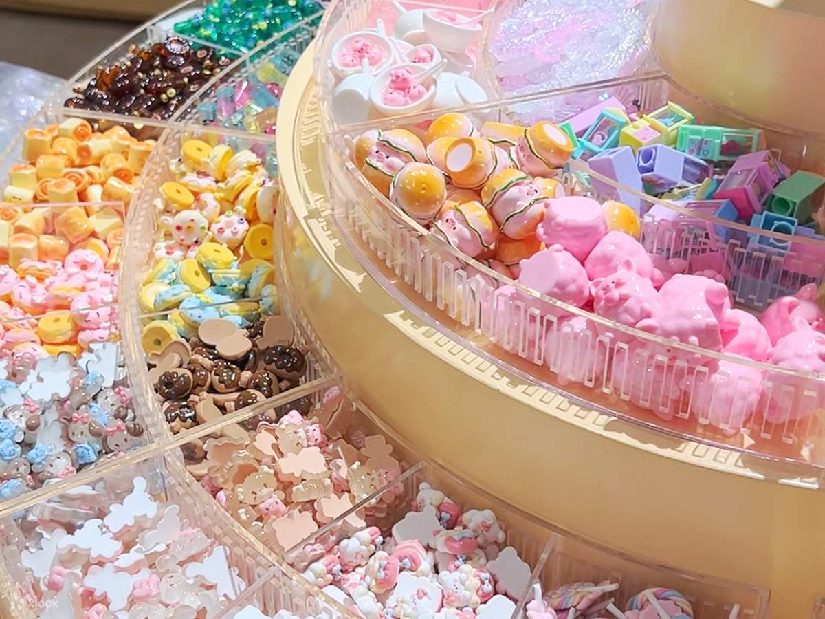 Trải nghiệm làm kem Decoden tại Gift-ed by Turtle @313 Somerset