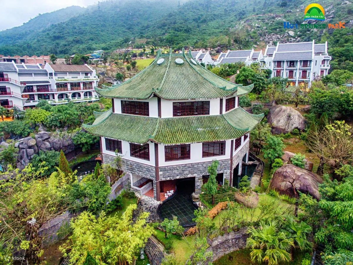 岘港惠比寿温泉度假村和努伊坦泰温泉公园