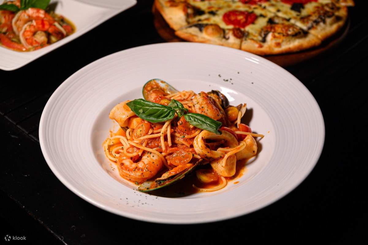 조르지오스 리버사이드 로얄 오키드 쉐라톤 호텔