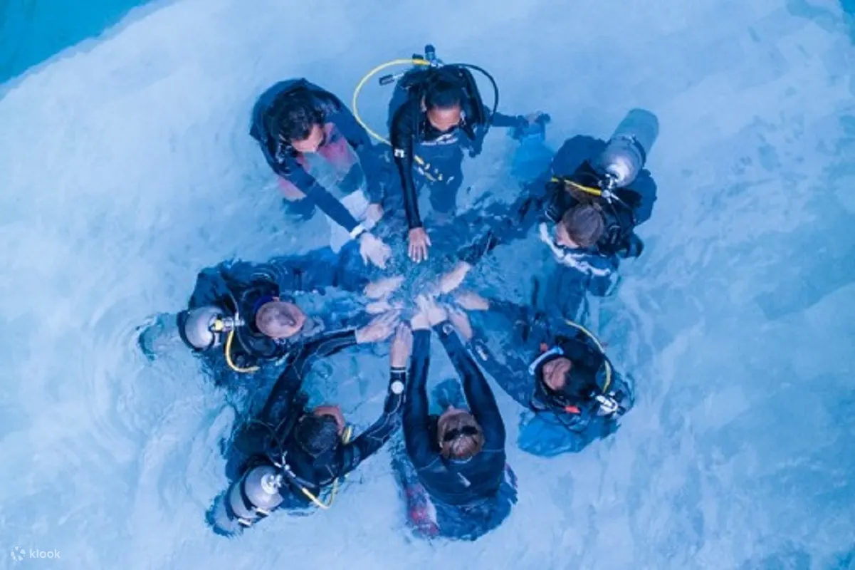 探索水肺潜水