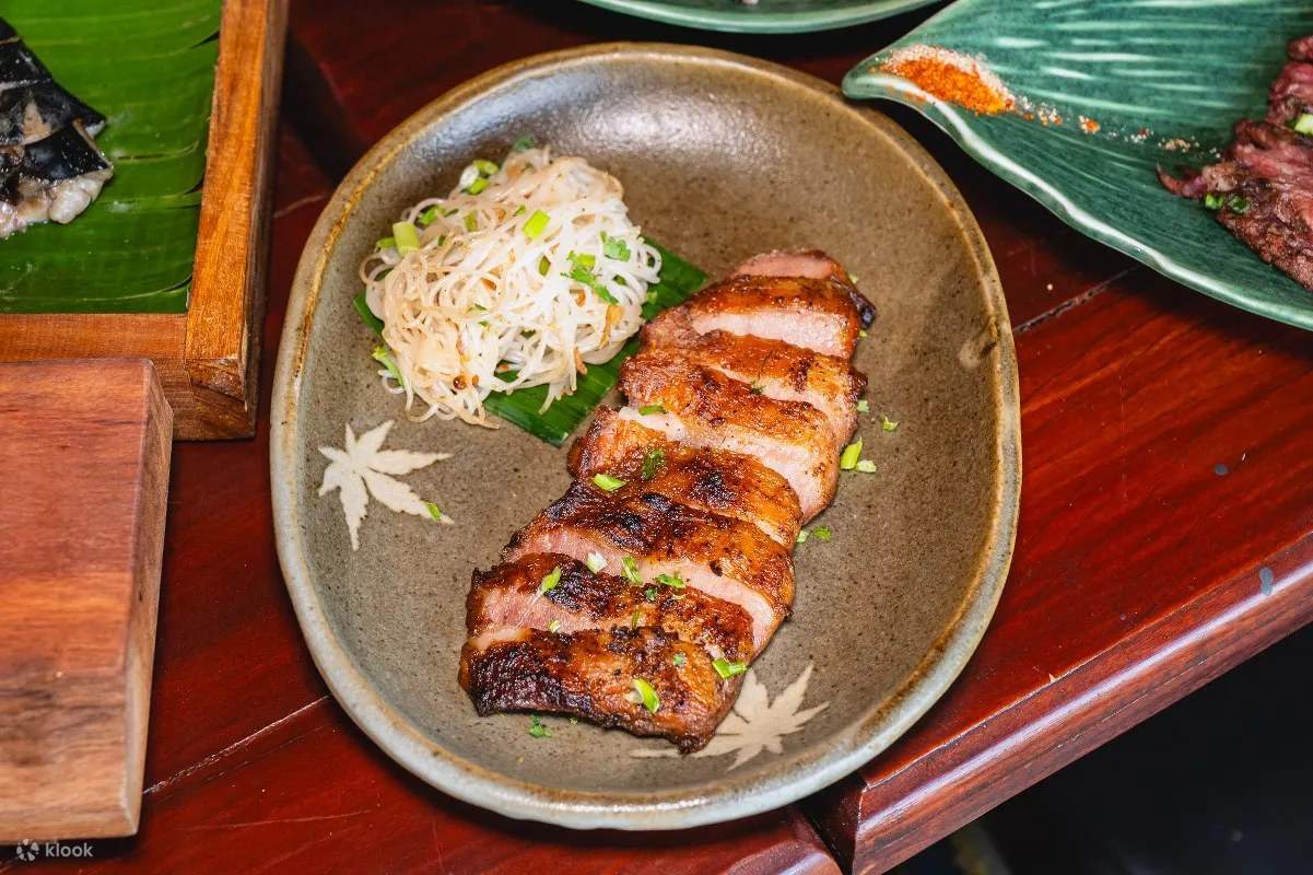 Era-Izaan Surawong Authentic Isaan Cuisine