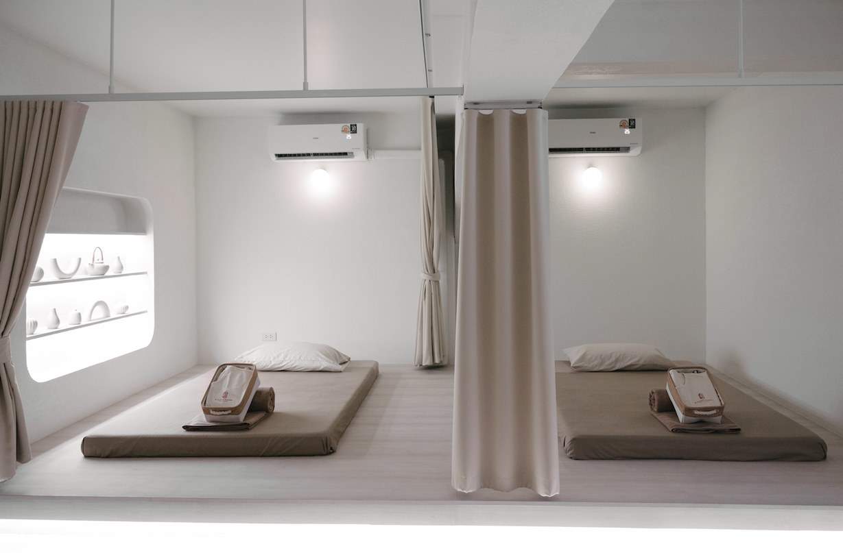 นวดแผนไทย Blessed Hands ที่ไชน่าทาวน์ (เยาวราช) ในกรุงเทพฯ							