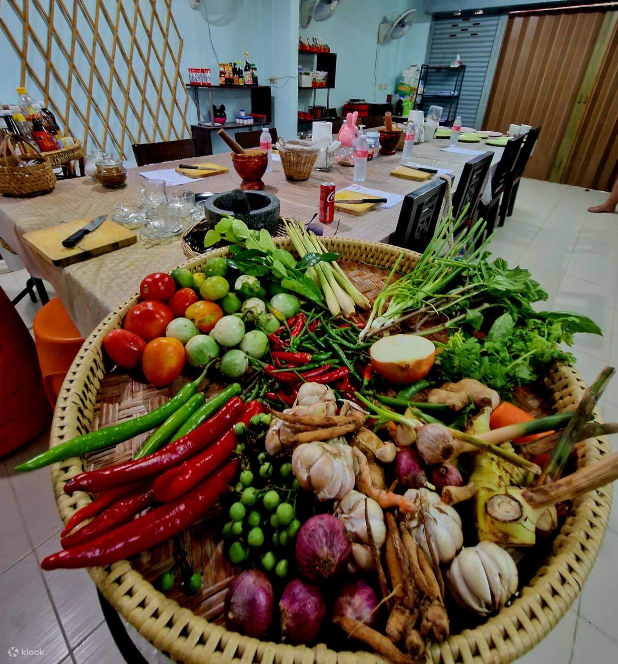 phuket easy thai cooking class thailand