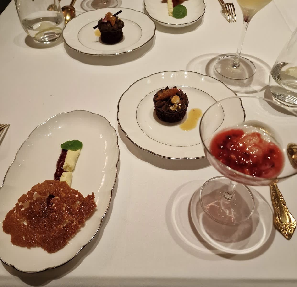 Makan Malam Di La Maison 1888 - Restoran Bintang Michelin (Termasuk Pemindahan