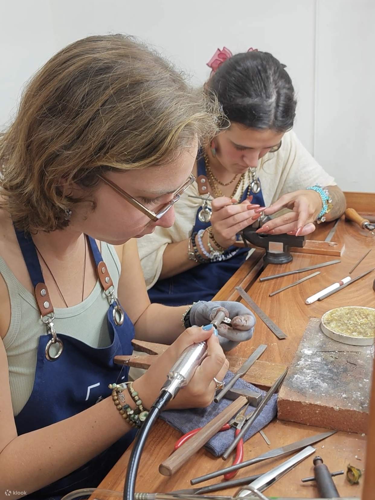 Clase de Elaboración de Joyería de Plata en Hanói