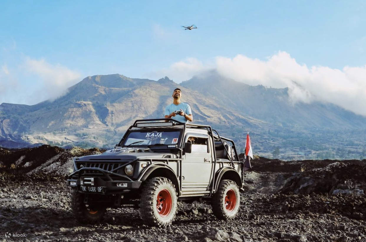 giro in jeep sul monte Batur