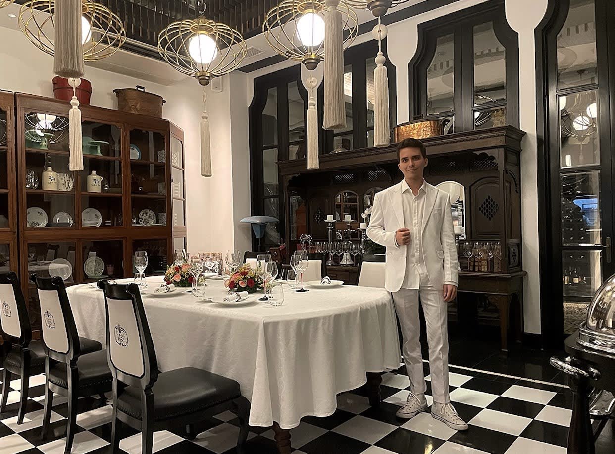 Makan Malam Di La Maison 1888 - Restoran Bintang Michelin (Termasuk Pemindahan