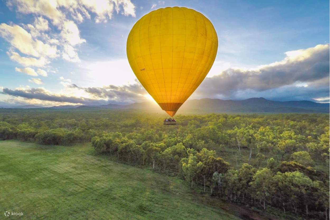 paseo en globo aerostático en Cairns con vistas impresionantes
