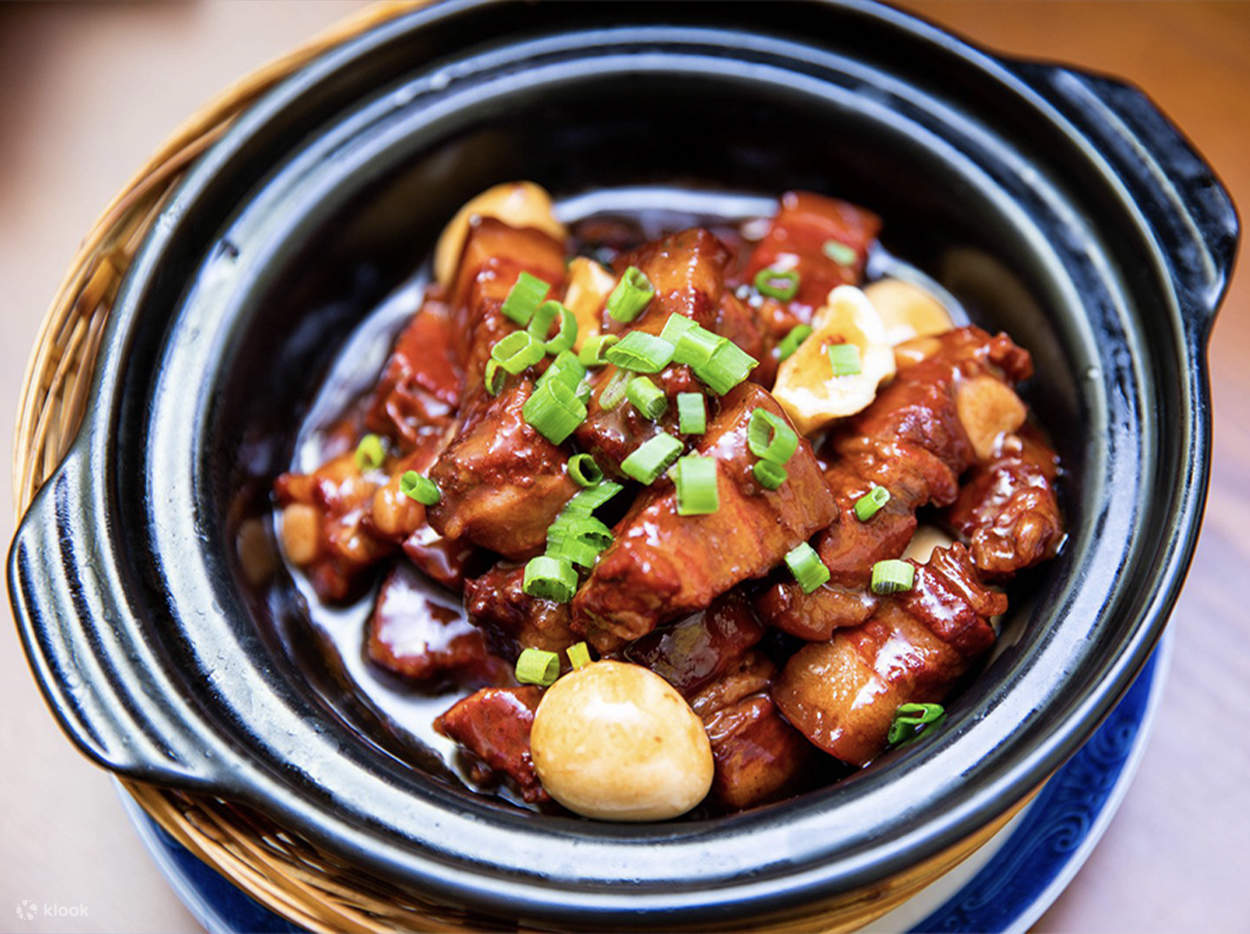 新加坡廟街的彭城小廚