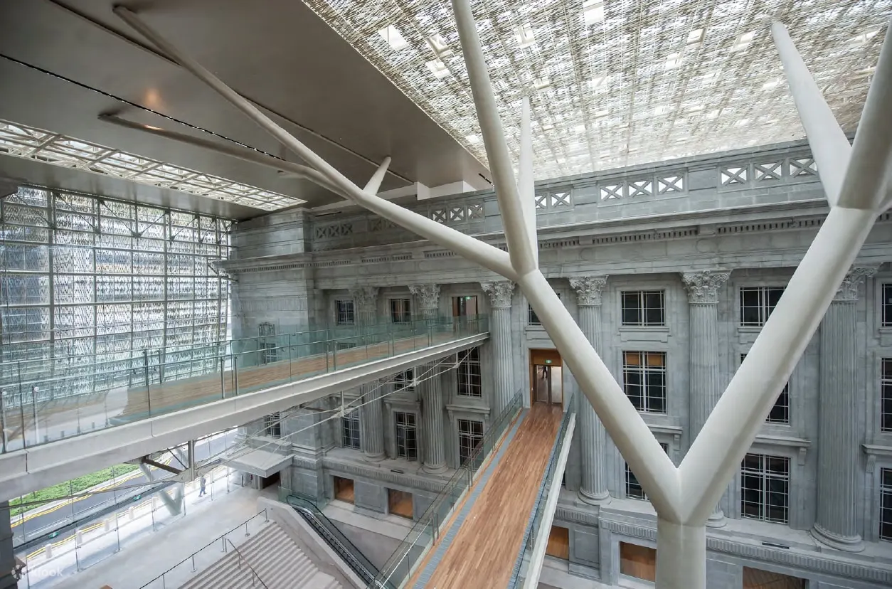 museum interior layout