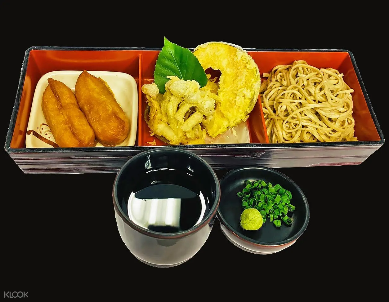 四季彩の丘とファーム富田をめぐる 日帰りバスツアー 札幌発 メロン食べ放題付き Klook クルック
