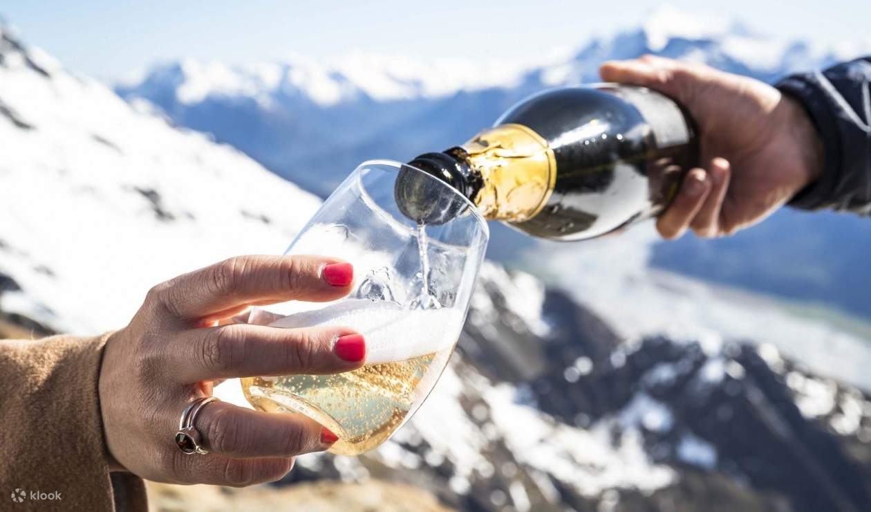 直升機求婚皇后鎮