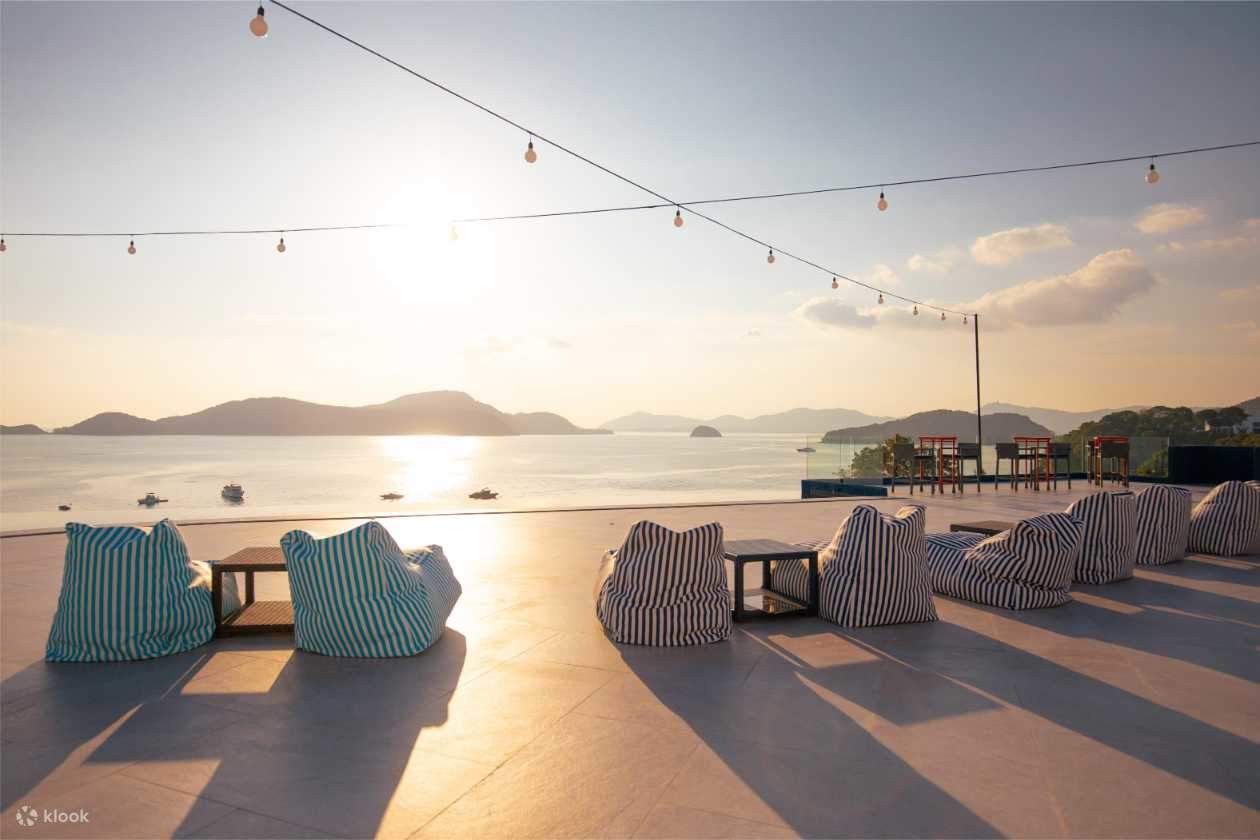 럭셔리한 선셋 뷰를 자랑하는 스리 판와 푸켓의 투 바 루프탑