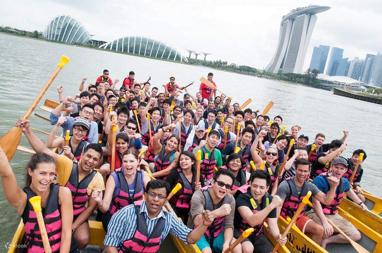 드래곤 보트 단체 사진