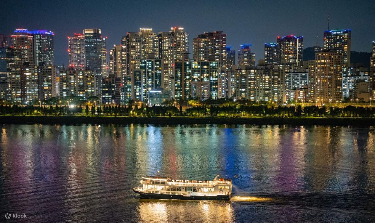 Pelayaran Sungai Hangang Seoul Yeouido Eland