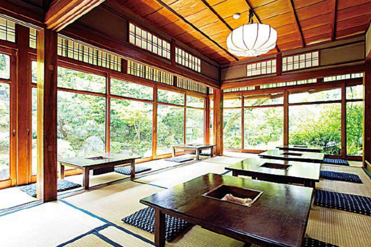 Higashiyama Traditional Japanese - HigashiyamaTraditionalJapanesetofucuisineSouhonkeYudofuOkutanKiyomizuKyoto 