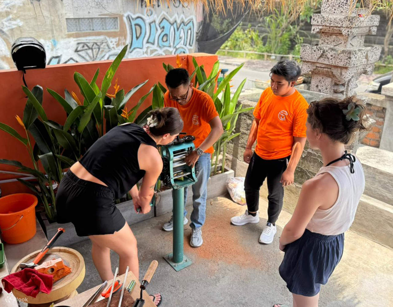 Мастер-класс по изготовлению серебряных украшений в Чангу