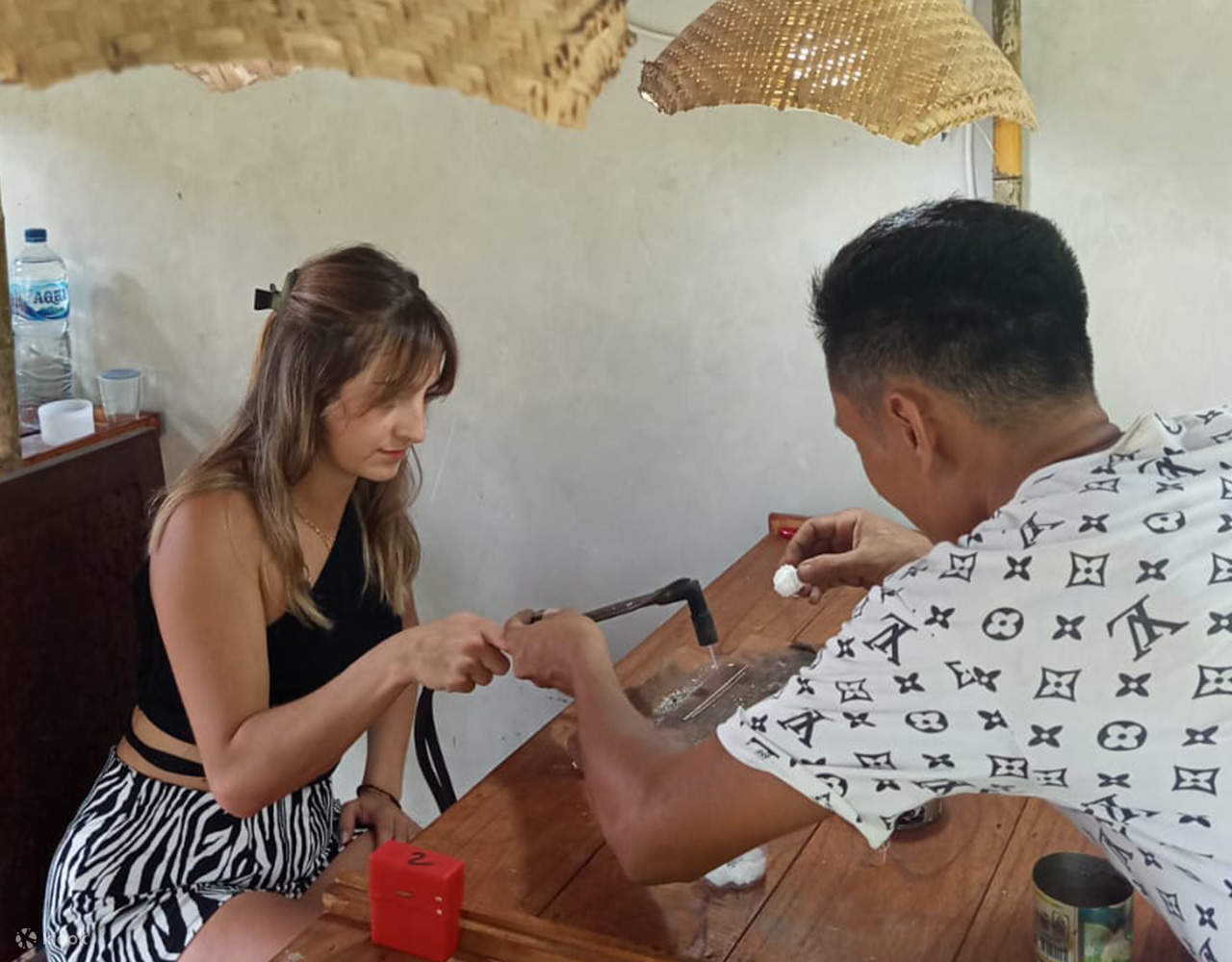 Clase de elaboración de joyería de plata en Sidemen