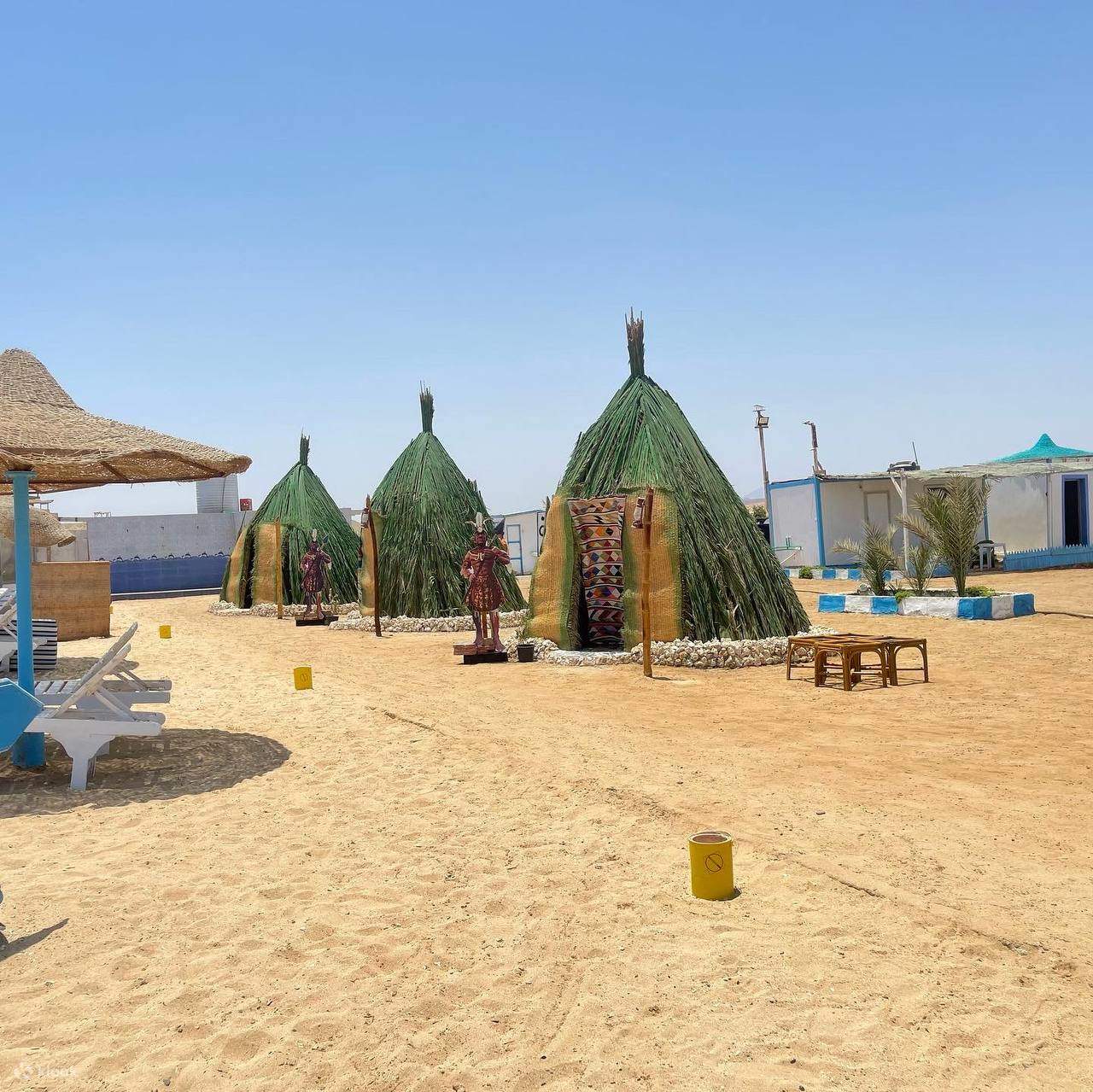 The first snorkeling session takes you through a vibrant underwater world.