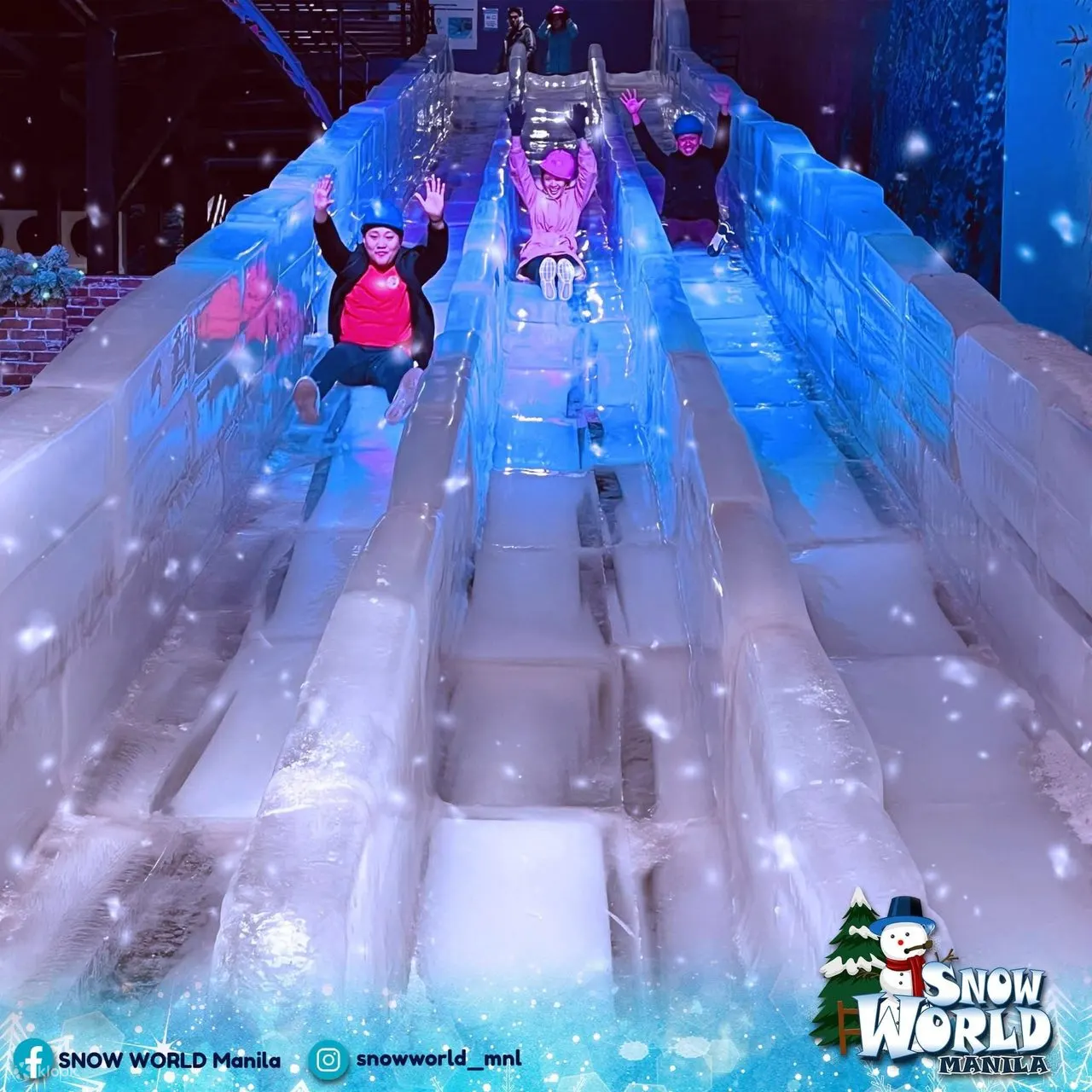 雪世界滑梯