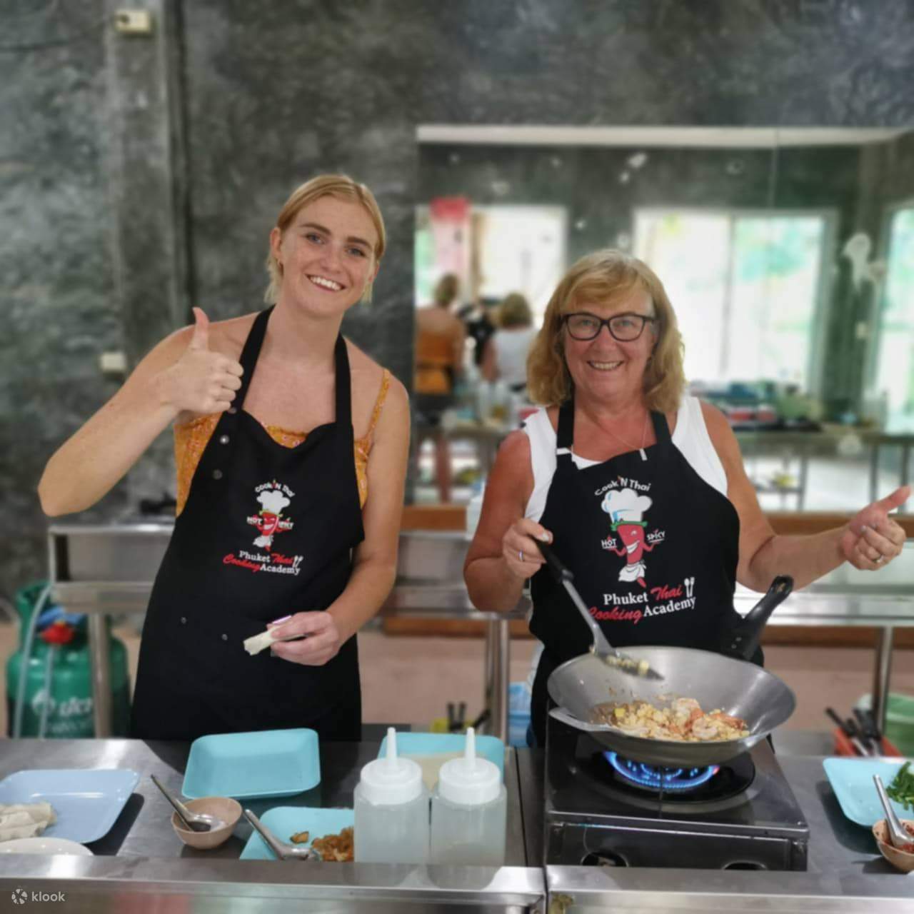 ชั้นเรียนทำอาหารไทยที่ Phuket Thai Cooking Academy