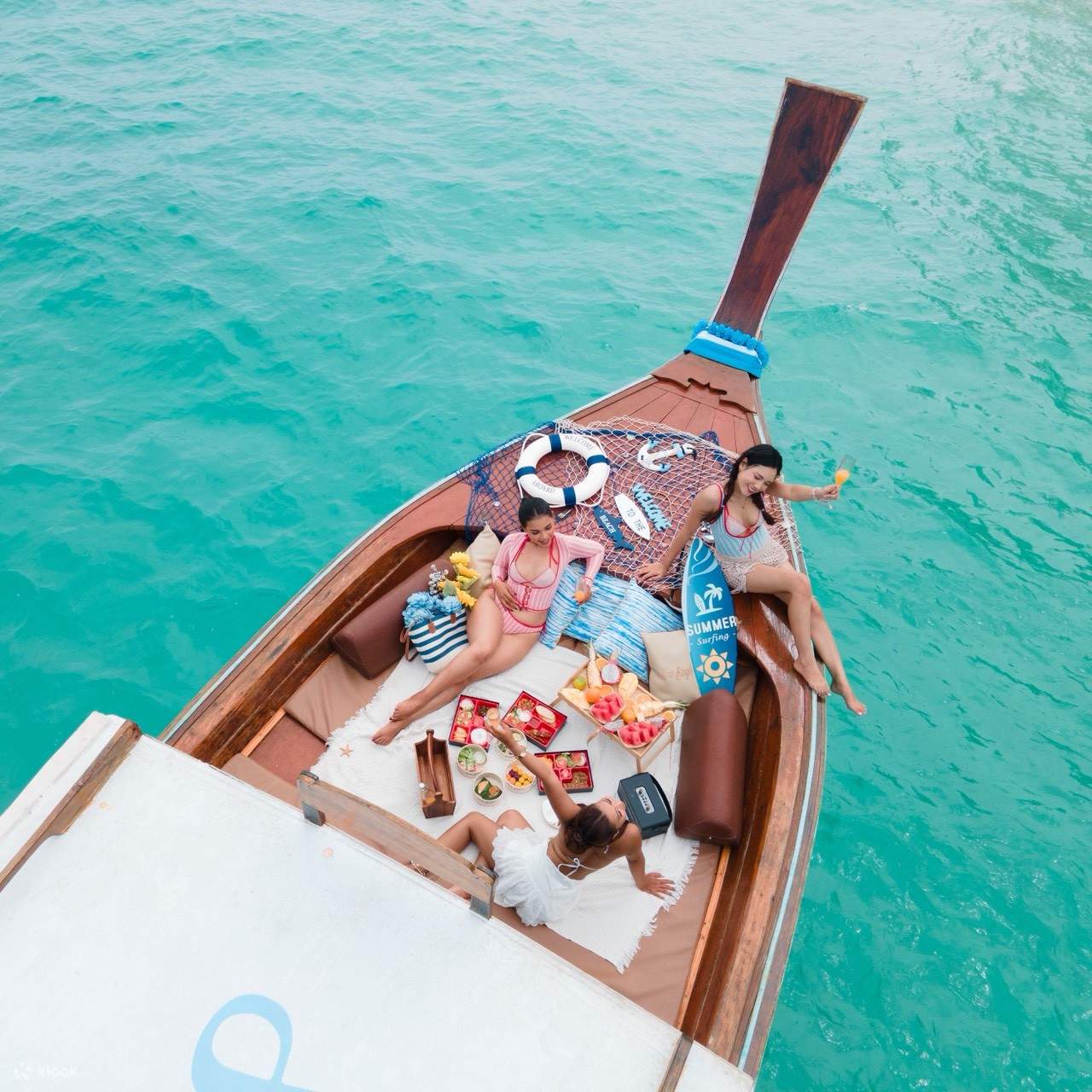 Private luxury longtail boat to 4 Island