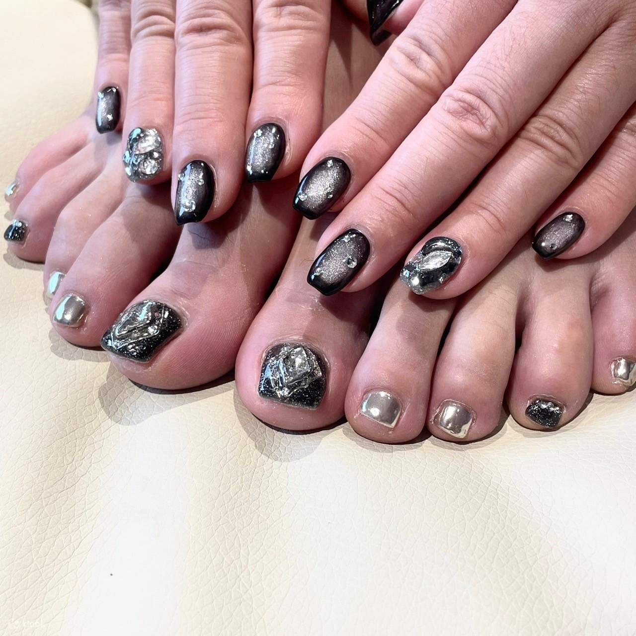 東京澀谷人氣美甲店 RounGe SHIBUYA