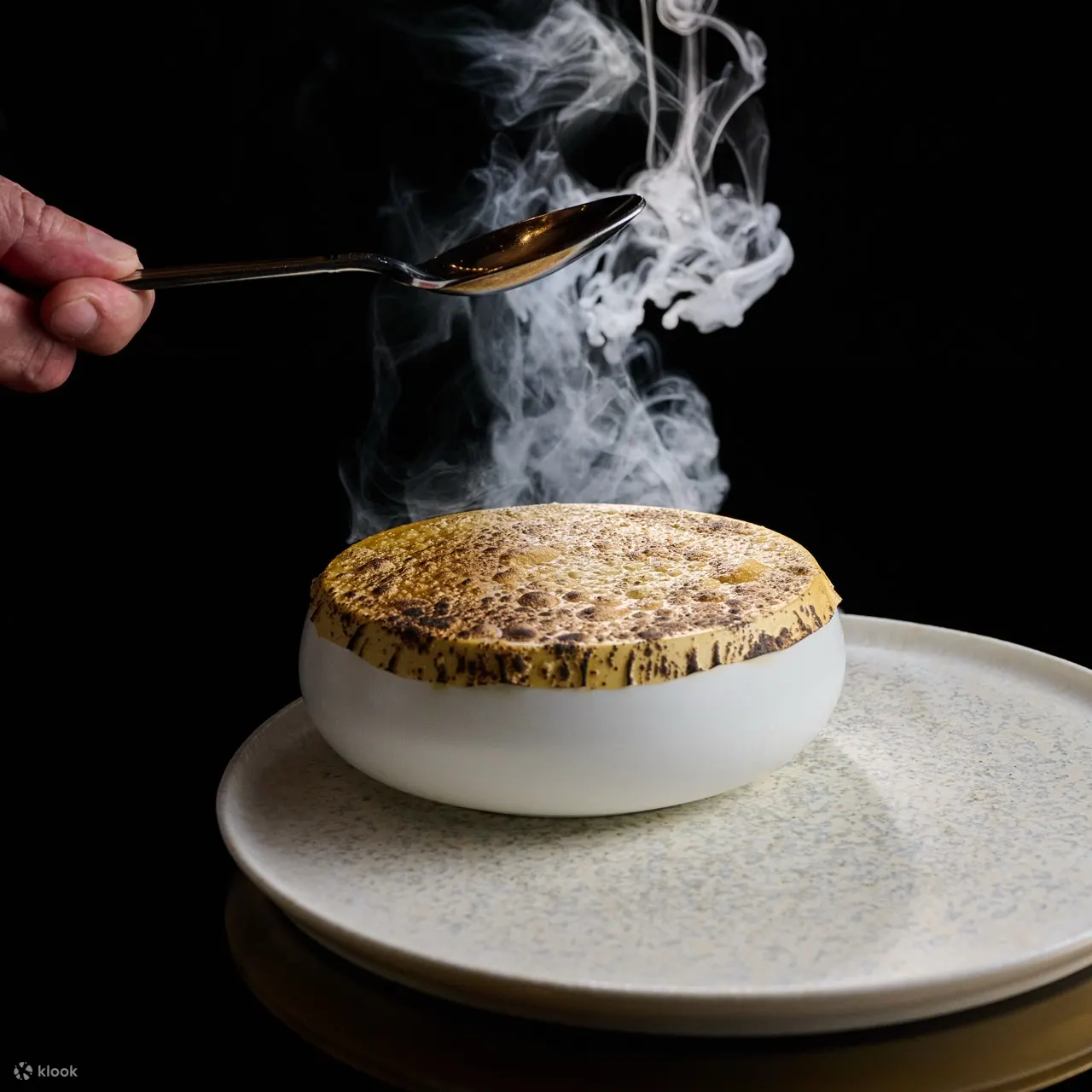 Sra Bua by Kiin-Kiin (One MICHELIN Star 2023) in Siam Kempinski Hotel Bangkok