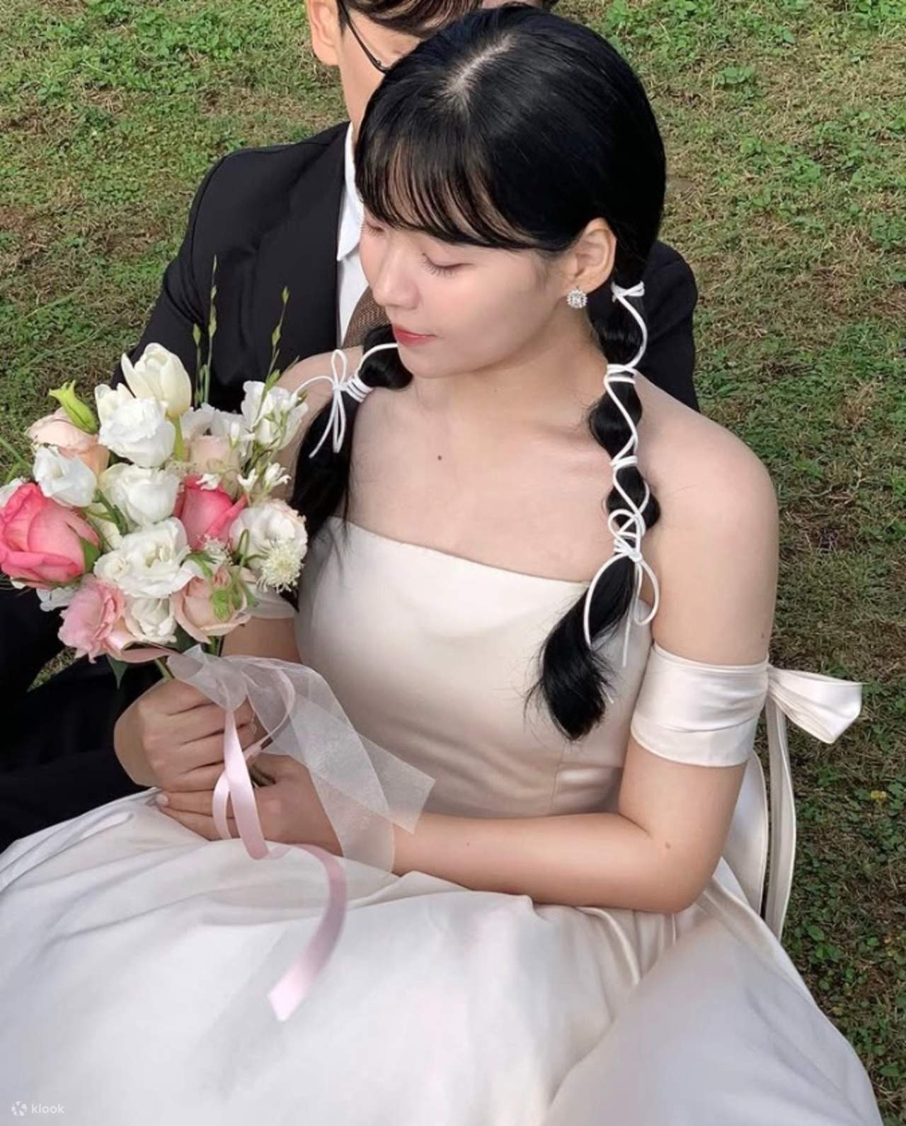 Услуги по макияжу и прическам