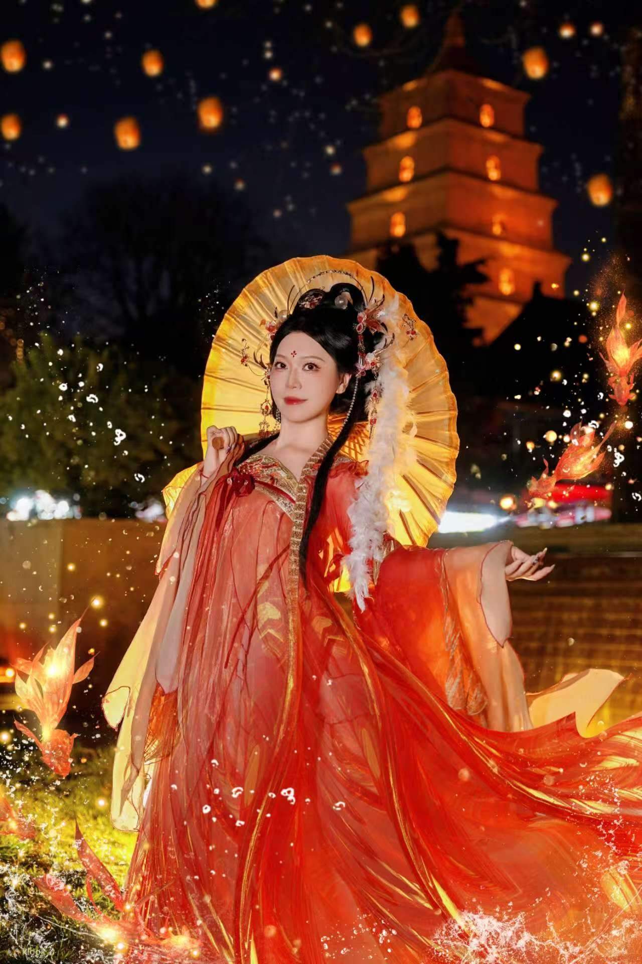 Siempre pensé que el Hanfu era un símbolo cultural hasta que vi un cartel de divulgación científica sobre la cultura Hanfu colgado en la casa de Yunxian. La maquilladora habló sobre la evolución de los peinados en la dinastía Tang mientras peinaba, y al e
