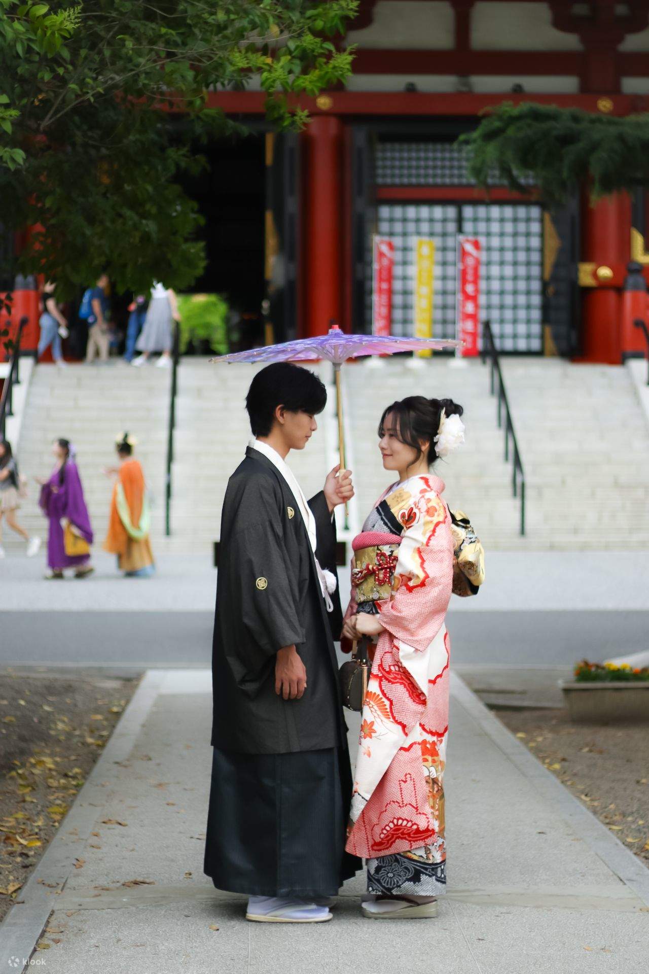 Location de kimonos (fournie par Kimono Rental Wargo, magasin de Kanazawa Korinbo)
