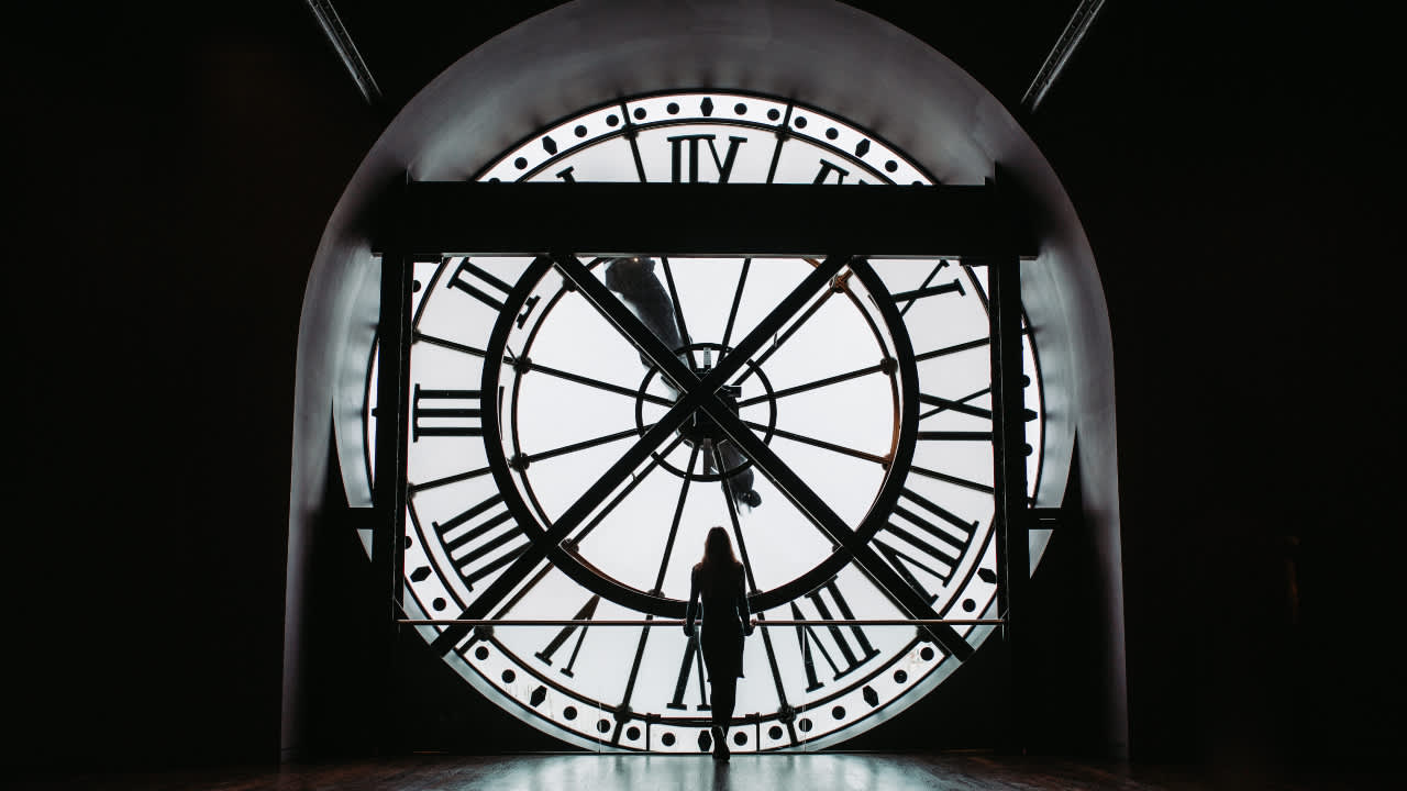 画期的なフランスの芸術家や活動の裏にある知られざる物語を学ぼう