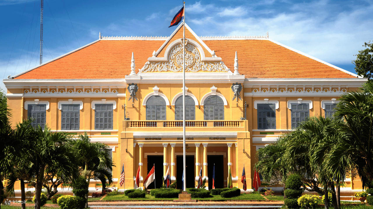 Transportasi Pribadi Phnom Penh ke Battambang