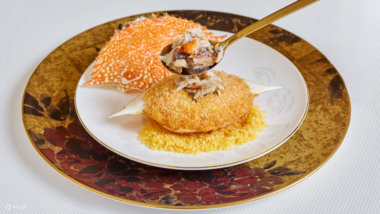 Golden Peony At Conrad Centennial Singapore