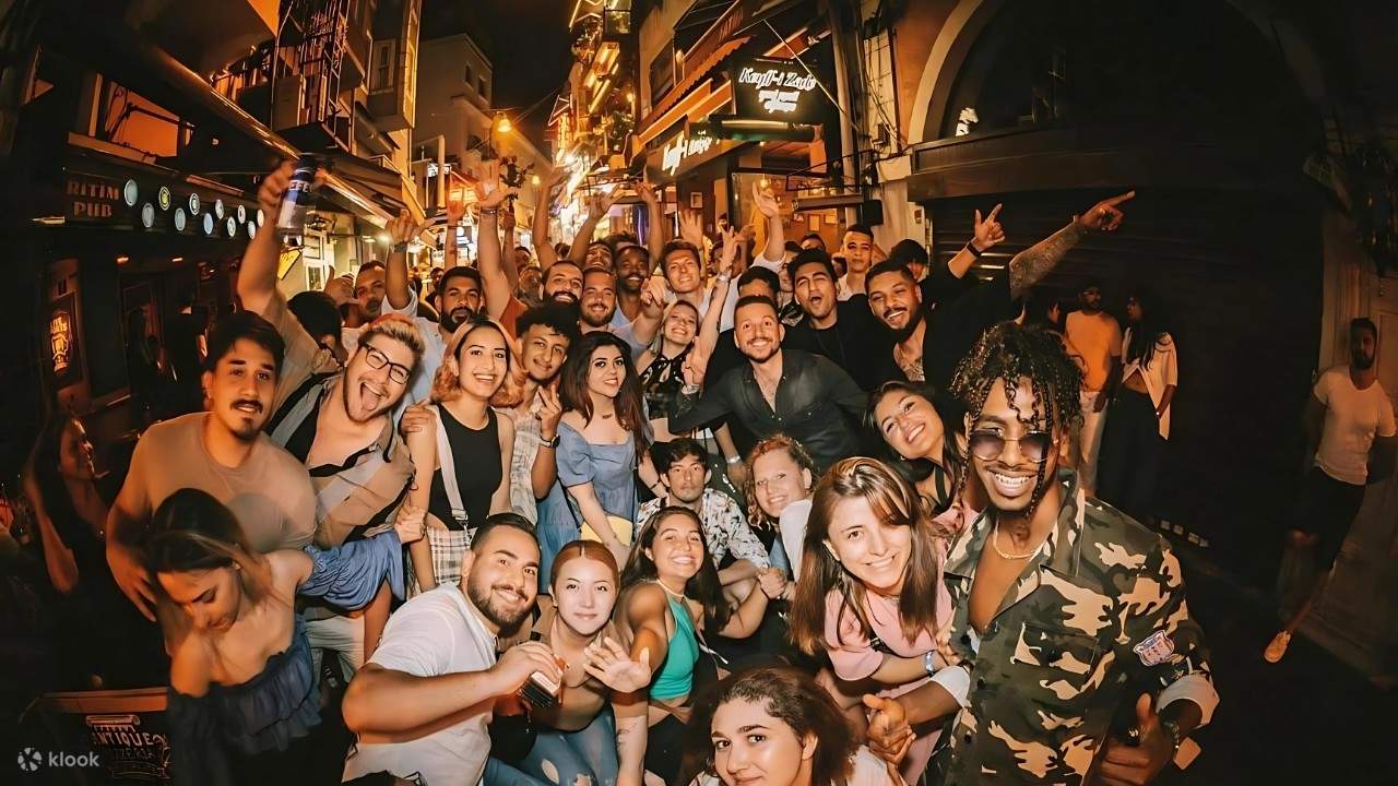 伊斯坦布爾酒吧狂歡派對