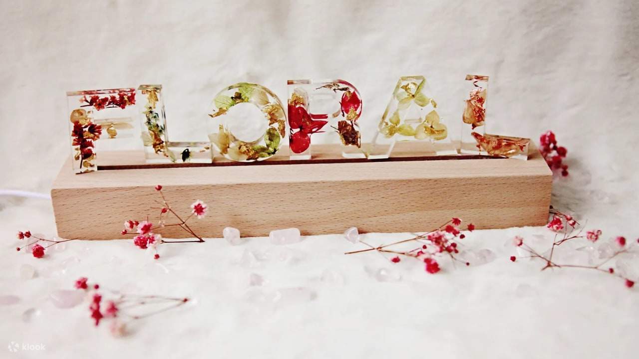 Lampu Hiasan Resin Bunga